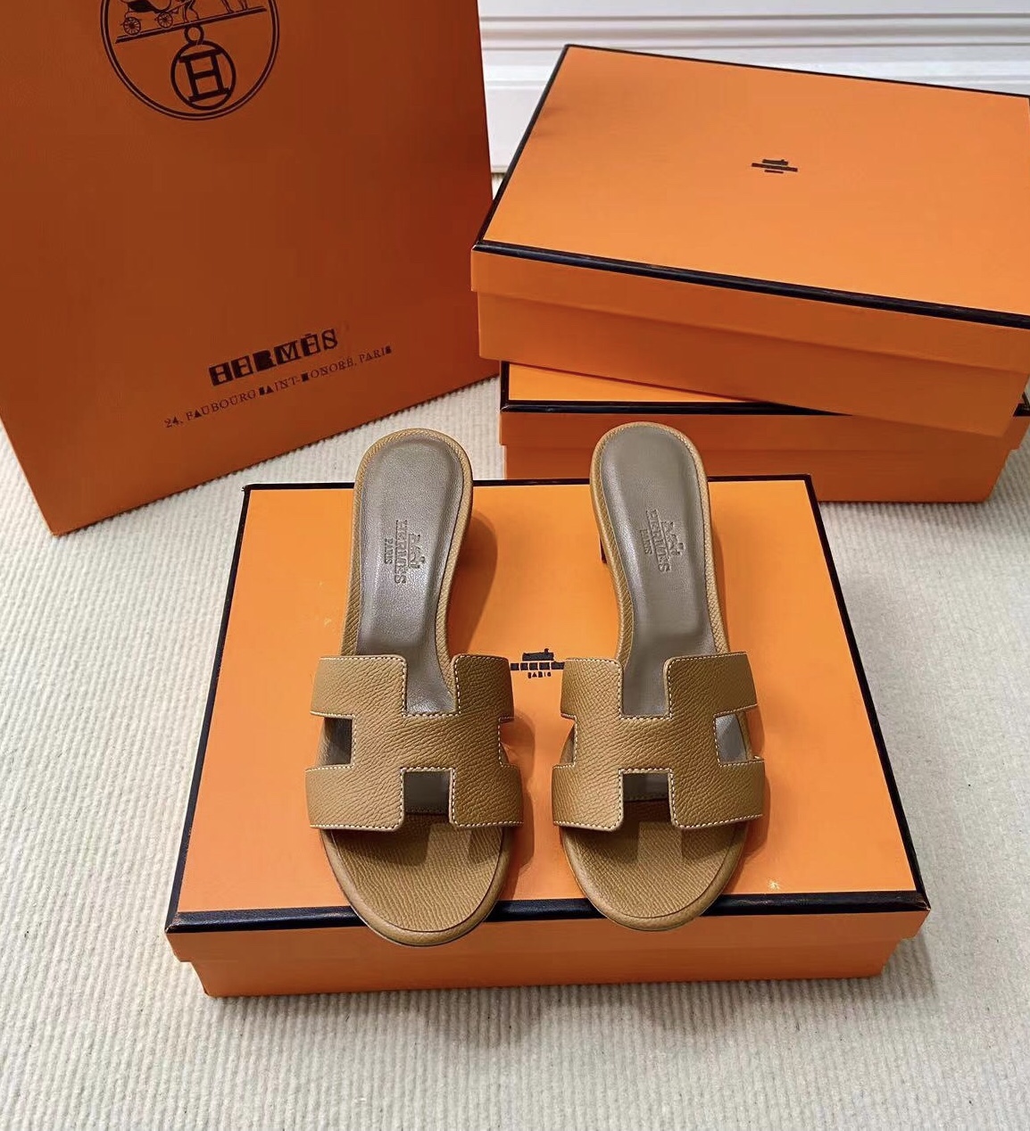 에르메스 올수공 오아시스 슬리퍼 샌들 앱송 43